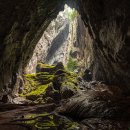 베트남에 있는 세계 최대 자연동굴 이미지