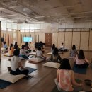 명상과 함께하는 힐링 요가 이미지