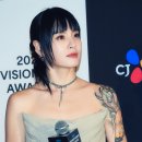 더눈길 이미지