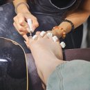 트웬티네일 | 약수역네일 유지력 좋은 트웬티네일 패디 후기