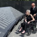 추모의 벽 이미지