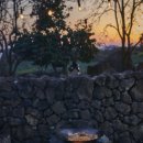 캠핑월드 | 신화월드 맛집 캠핑 감성의 돗통 흑돼지 후기