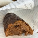 초코 | [리뷰] 고디바 초코소라빵 후기 | 더현대서울 베이커리 디저트