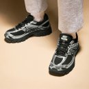 W-007 | 발편한 여자 운동화 추천✨ 나이키 에어맥스 모토 2K 블랙 메탈릭 실버 HQ2056-007 리뷰 구매링크