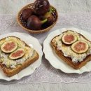 무화과 요리 맛있게 먹는법 토스트 크림치즈 오픈 샌드위치 만들기 이미지