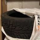 Winter Tire 윈터 타이어 215 45R 17 (한국 타이어) 이미지