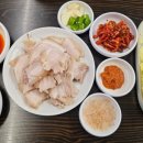 희야네칼국수앤수육 | 합정 맛집 수육 먹으러 평이담백 뼈칼국수 본점 방문했어요