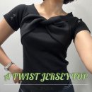 among | [후기] 어몽 among A TWIST JERSEY TOP _BLACK 블랙 F사이즈
