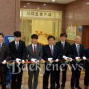 백석도서관 1층 이미지