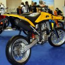 에스엔티모터스 이미지