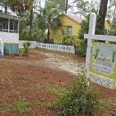 바닷가 작은 집 이미지