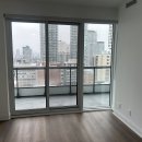 미드타운 Eglinton 역 근처 신축콘도 룸렌트(Master/ 2nd room) 이미지