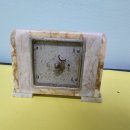 옛날 탁상시계 대리석 태엽시계 탁상시계 옛날 오래 전에 만들어진 태엽시계 탁상시계 대리석시계 골동품 판매목록사진 자료 이미지