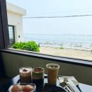 문양리 마을회관 주변 | 기장 오성뷰 카페 덕미 기장점｜해동용궁사 근처 오션뷰와 복숭아 티라미수 후기