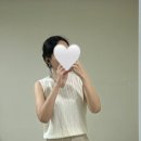 [그립 추천템] 시원하고 부드러운 텐셀 소재의 V라인 아이보리 나시 (철수와 영희)