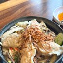 황해도손칼국수 | 역삼역 맛집 황해도집, 주먹만 한 크기의 담백한 이북식 손 만두 전문점