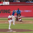 류지혁 센터쪽 중견수 앞에 추격의 적시타 gif 이미지