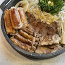 양재역 8번출구 앞 이미지