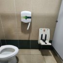 금남로공원 공중화장실 이미지