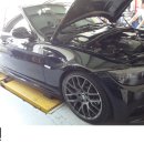 BMW E90 335 엔진오일교환 (대구피스톤,대구520D,대구수입차합성유,대구수입차오일교환,대구수입차경정비,대구BMW엔진오일교환,와코스,스피드마스터) 이미지