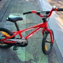 스페셜라이즈드 어린이 자전거 이미지