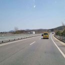 운전자들 고속도로에서 눈치보다 손해보는 &#39;이곳&#39; 이미지