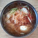 [밀면지기 마당 연수점] 리뷰 보고 반반이었는데 맛과 청결은 좀 부족하네요 솔직한 후기입니다.