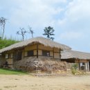 초가집 농장 이미지