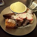 독구 | 밤에 가서 더 맛있는 용봉동 심야카페 독구, 말차라떼랑 휘낭시에 먹고 온 후기