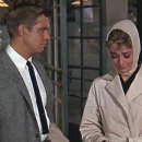 티파니에서 아침을 이미지