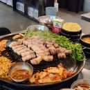 동두천솥뚜껑삼겹살 - 고양시 일산동구 고봉로 26-14 | 동두천솥뚜껑삼겹살