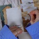 바늘과실 | 나는 왜 스마트폰 대신 바늘과 실을 들었나