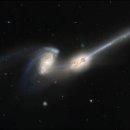 두개의 은하수가 합쳐지는 사진 (넘 멋잇어요) 이미지