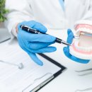 하얀치과기공소 이미지