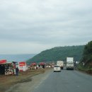 아프리카 7개국 종단 배낭여행 이야기(5)....나이로비에서 마사이마라 가는 길(2)..고갯길에서 마사이쪽을 바라보다 이미지
