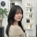 정윤정 | 명동미용실에서 완성한 중단발 레이어드펌, 손질 편한 볼륨 여신 스타일 by 정윤정 원장