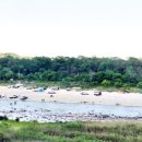 남노일리 남노일대교 굴지강변쪽 간이화장실 | 홍천강의 유원지들