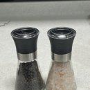 수동1천 | 1천원 다이소 소금 후추 그라인더 6개월 사용 후기; 수동 그라인더 중 가장 가성비템