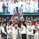 [야구] 한국 야구 금메달 vs 응원팀 한국 시리즈 우승 이미지