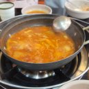 누름돌생고기김치찌개