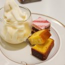 남대문월드광학 | [3인의 도쿄여행] 긴자 카페와 비비안웨스트우드 손수건 그리고 산리오월드까지