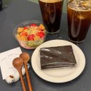 연필과종이 | [부산여행] 전포카페 뭉구점 비건베이커리와 서면 인생 카페 사랑은 연필로 쓰세요 후기