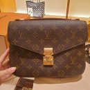 메티스안경 | 그렇게 구하기 어렵다는? 루이비통 포쉐트 메티스 (+소소한 구매팁)