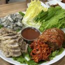 깔끄막 칼국수 보쌈 이미지