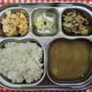 7월24일(수요일)석식:백미밥,맑은된장국,두부김치,느타리버섯나물,백김치 이미지