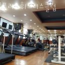 플러스 휘트니스클럽 이미지