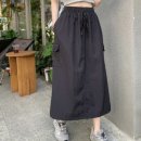 2023-0045 | 겨울철 스타일을 완성하는 스트릿 롱스커트 추천