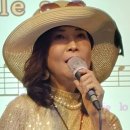 8/2_1부 / 페이지 / La Pioggia / Gigliola Cinquetti 이미지