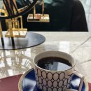 애프터눈커피 화장실 이미지