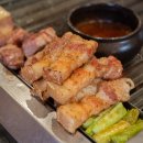 협재바다보라 | 협재맛집 아기의자 준비 완! 사진찍기도 좋은 혼저 흑돼지 협재금능점